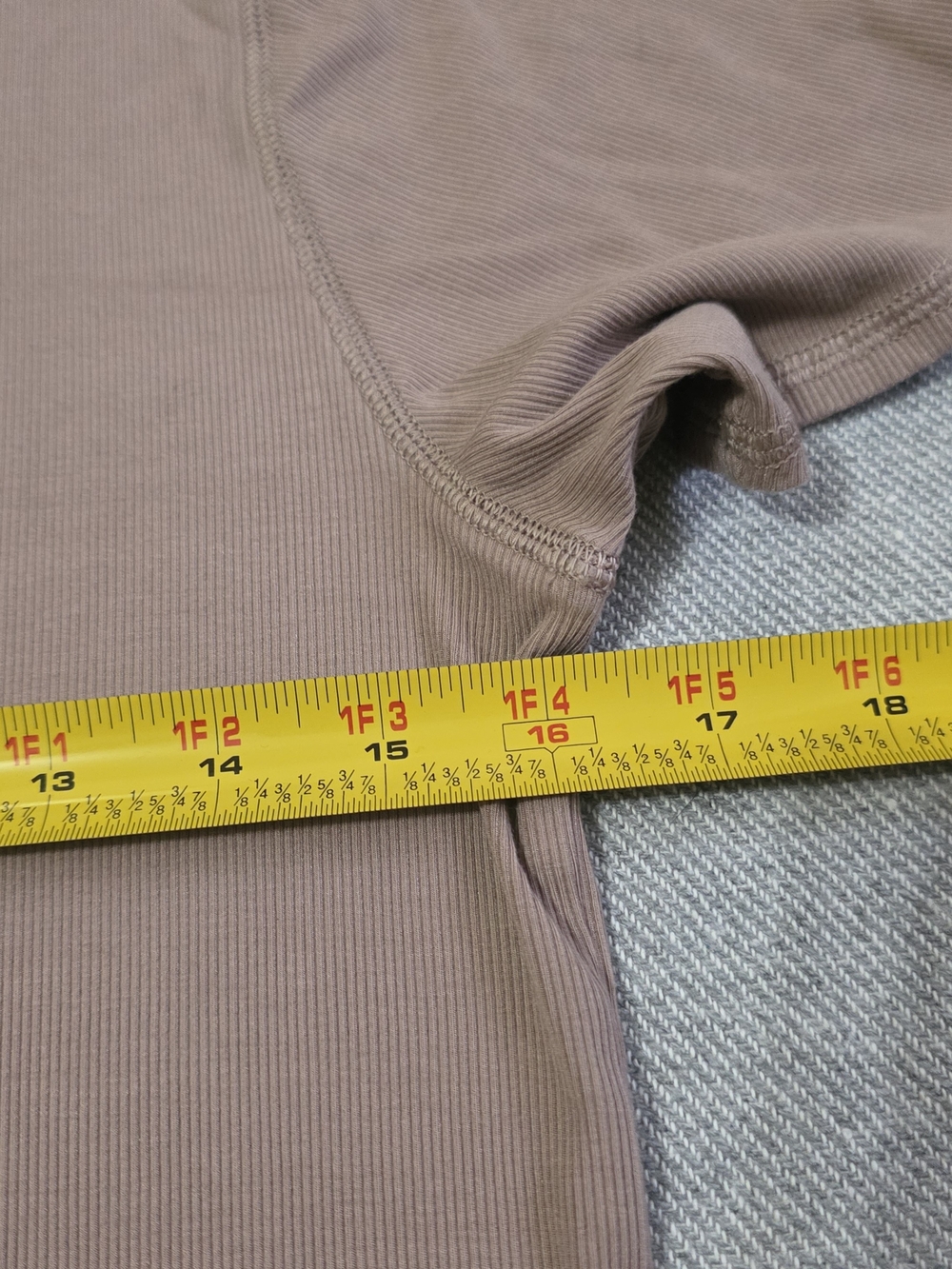 Vuori Pose Fitted Short Sleeve Tee - Picture 6 of 7